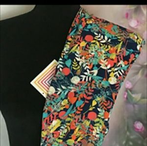 LulaRoe leaf colorful One size